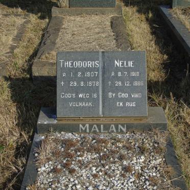 MALAN Theodoris 1907-1972 &amp; Nelie 1918-1986