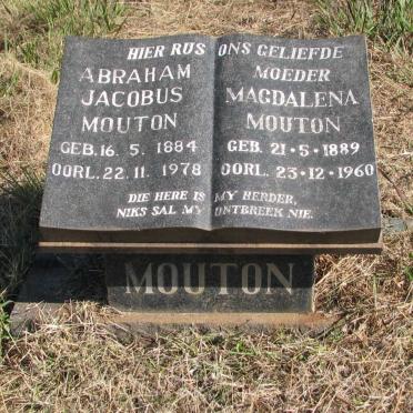 MOUTON Abraham Jacobus 1884-1978 &amp; Magdalena 1889-1960