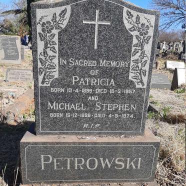 PETROWSKI Michael Stephen 1896-1974 &amp; Patricia 1899-1957