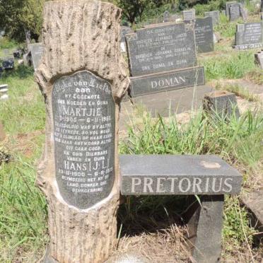PRETORIUS Hans J.L. 1900-1973 & Martjie 1905-1960