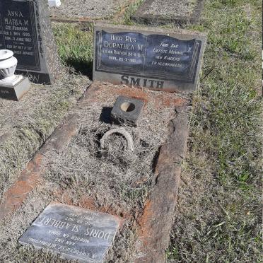 SMITH Dorathea M. nee VAN ROOYEN 1906-1961 :: SLABBERT Doris 1927-1995 _1