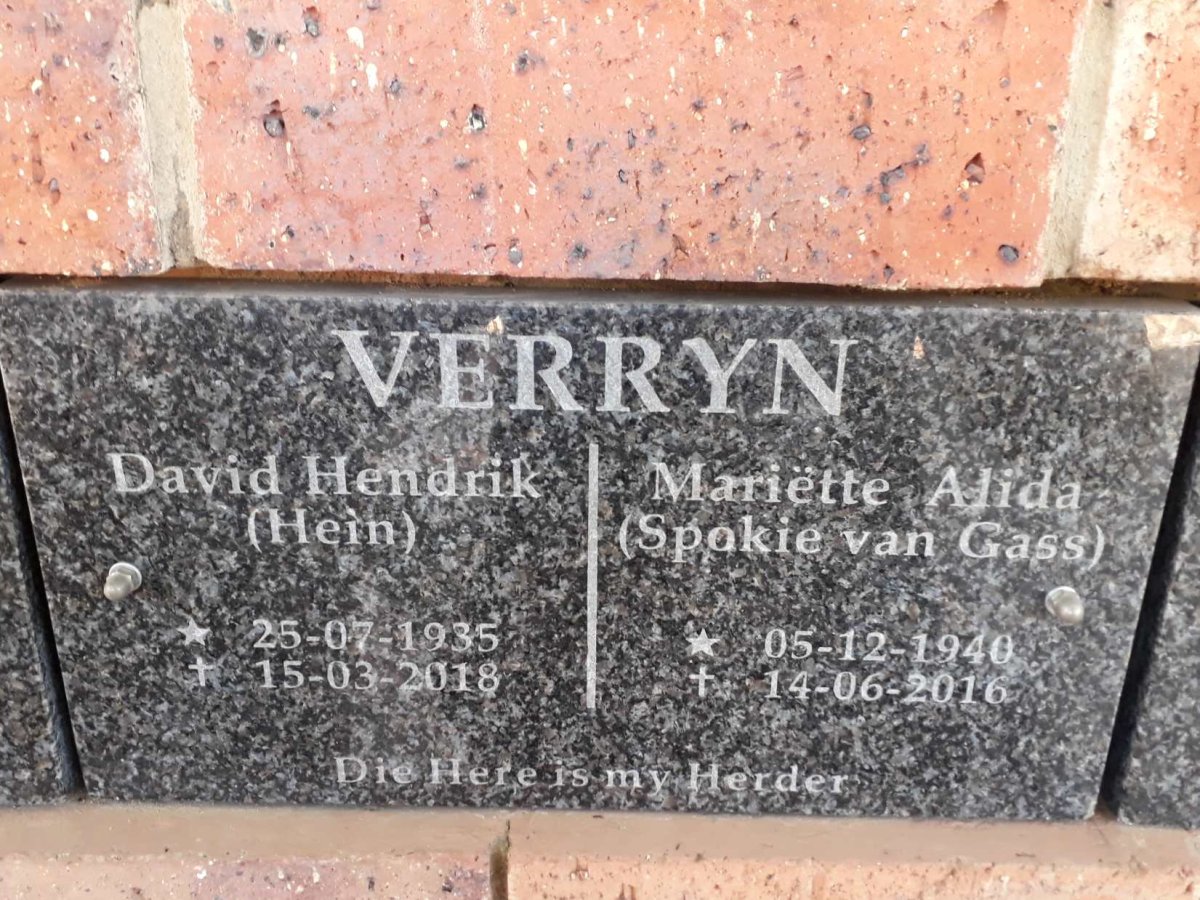 VERRYN David Hendrik 1935-2018 &amp; Mariëtte Alida VAN GASS 1940-2016