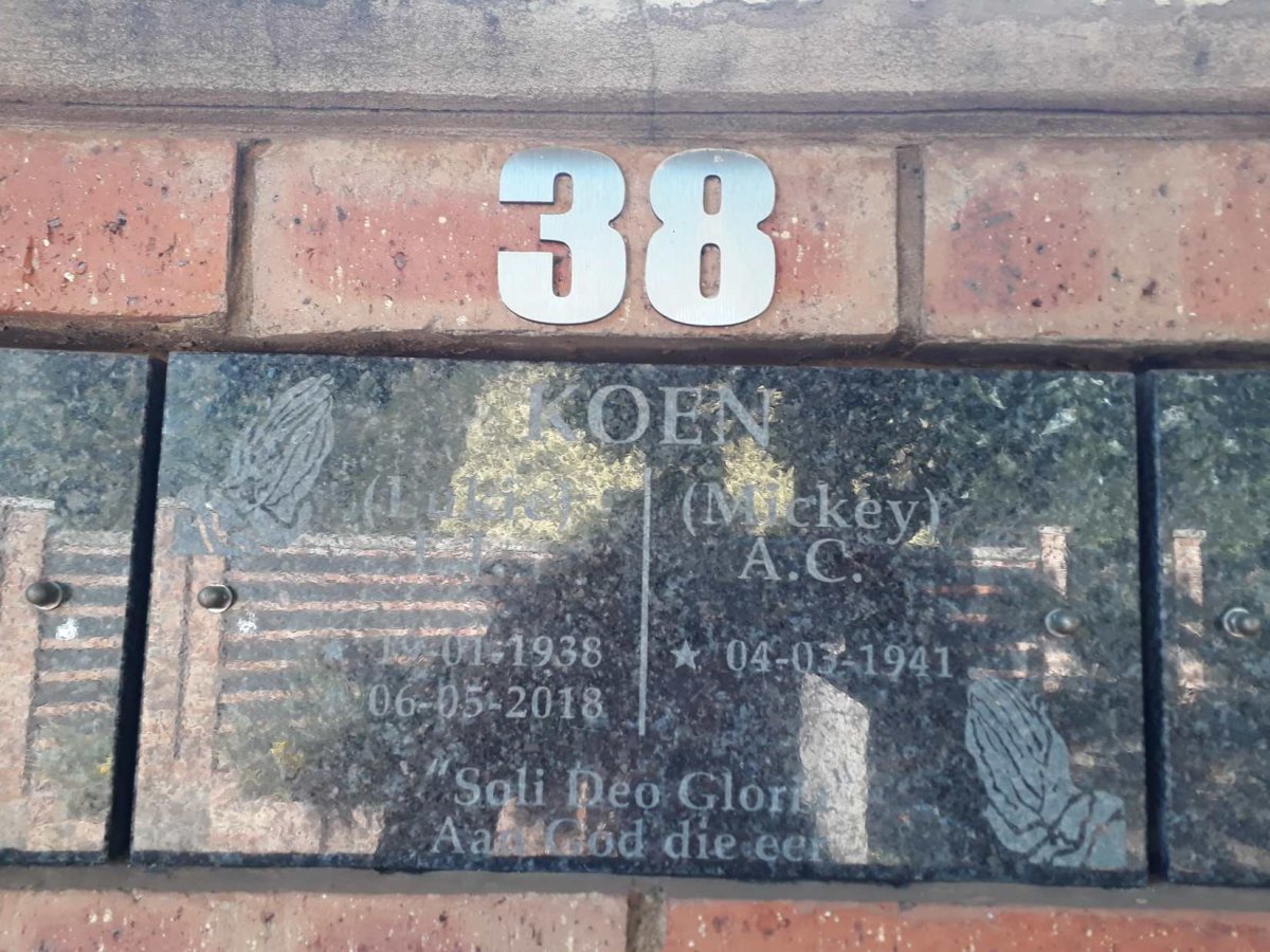 KOEN L.J. 1938-2018 &amp; A.C. 1941-