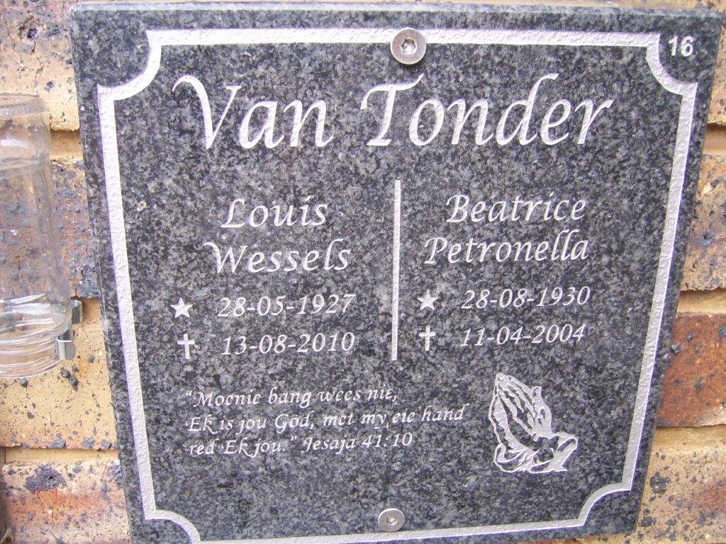 TONDER Louis Wessels, van 1927-2010 &amp; Beatrice Petronella 1930-2004