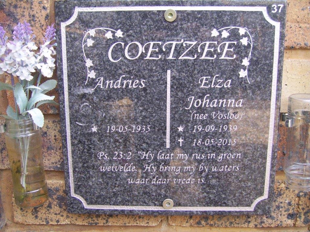 COETZEE Andries 1935- &amp; Elza Johanna VOSLOO 1939-2015