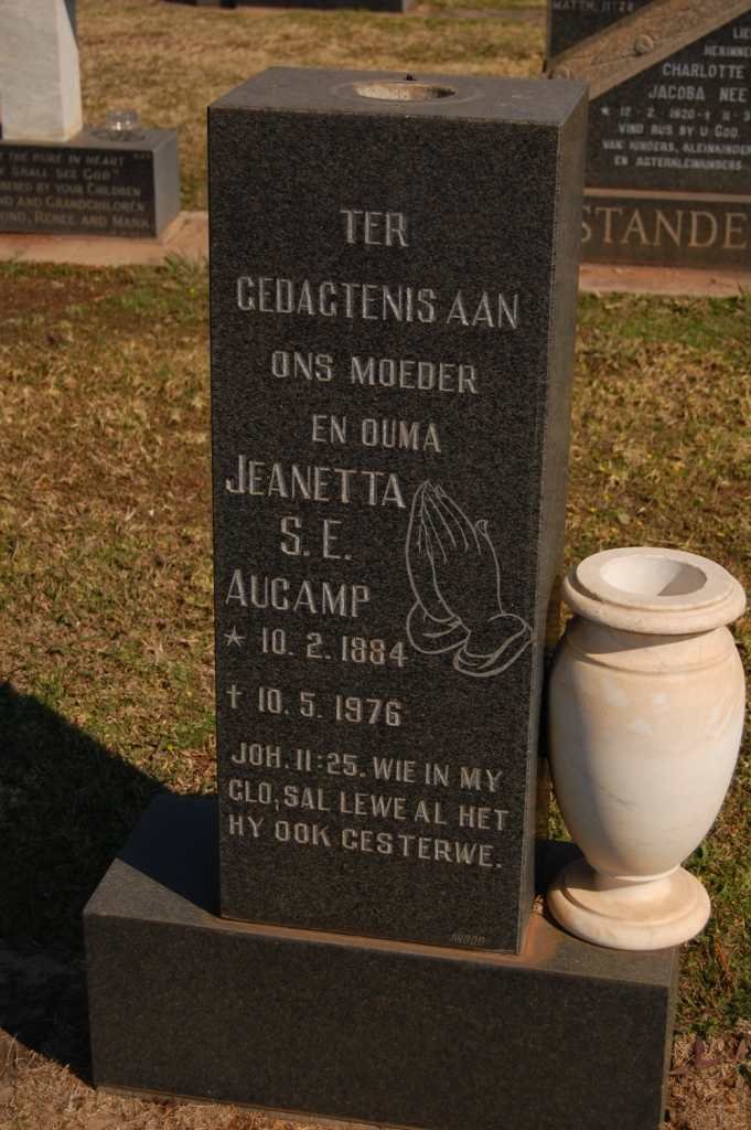 AUCAMP Jeanetta S.E. 1884-1976