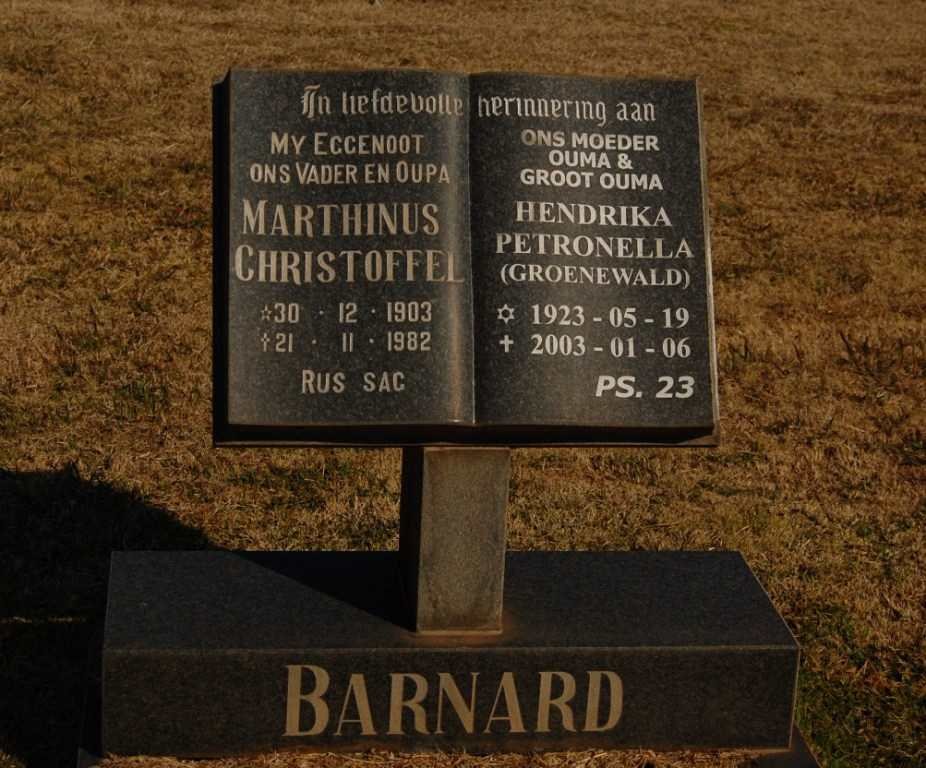 BARNARD Marthinus Christoffel 1903-1982 &amp; Hendrika Petronella GROENEWALD 1923-2003