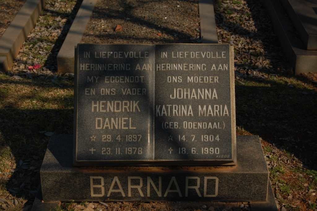 BARNARD Hendrik Daniel 1897-1978 &amp; Johanna Katrina Maria ODENDAAL 1904-1990