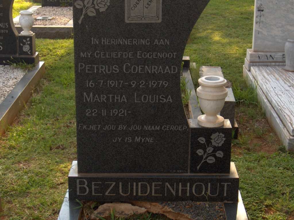 BEZUIDENHOUT Petrus Coenraad 1917-1979 &amp; Martha Louisa 1921-