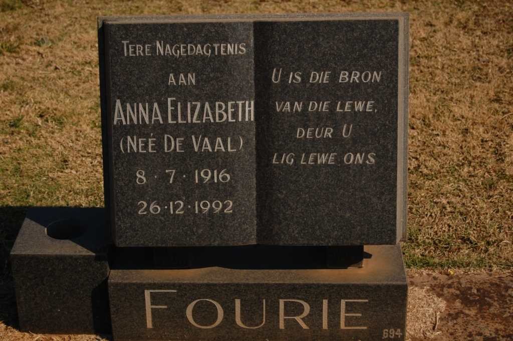 FOURIE Anna Elizabeth nee DE VAAL 1916-1992