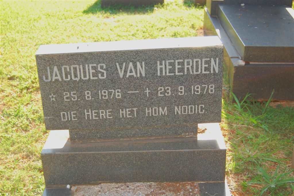HEERDEN Jacques, van 1976-1978