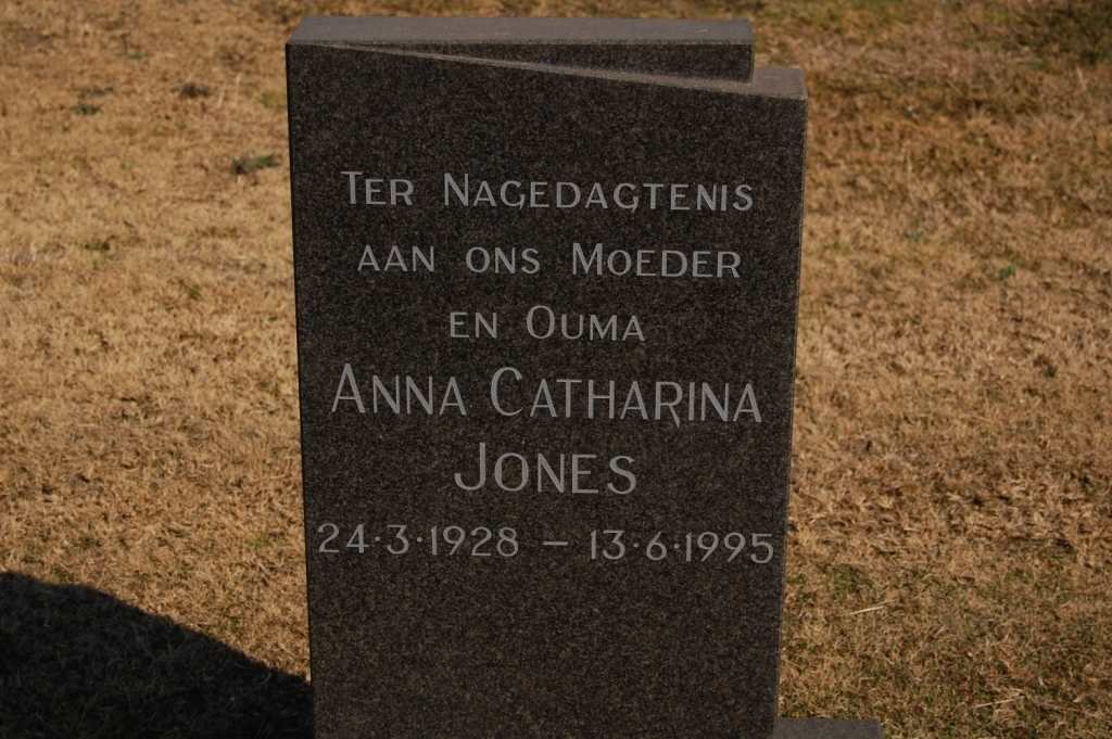 JONES Anna Catharina Jones 1928-1995