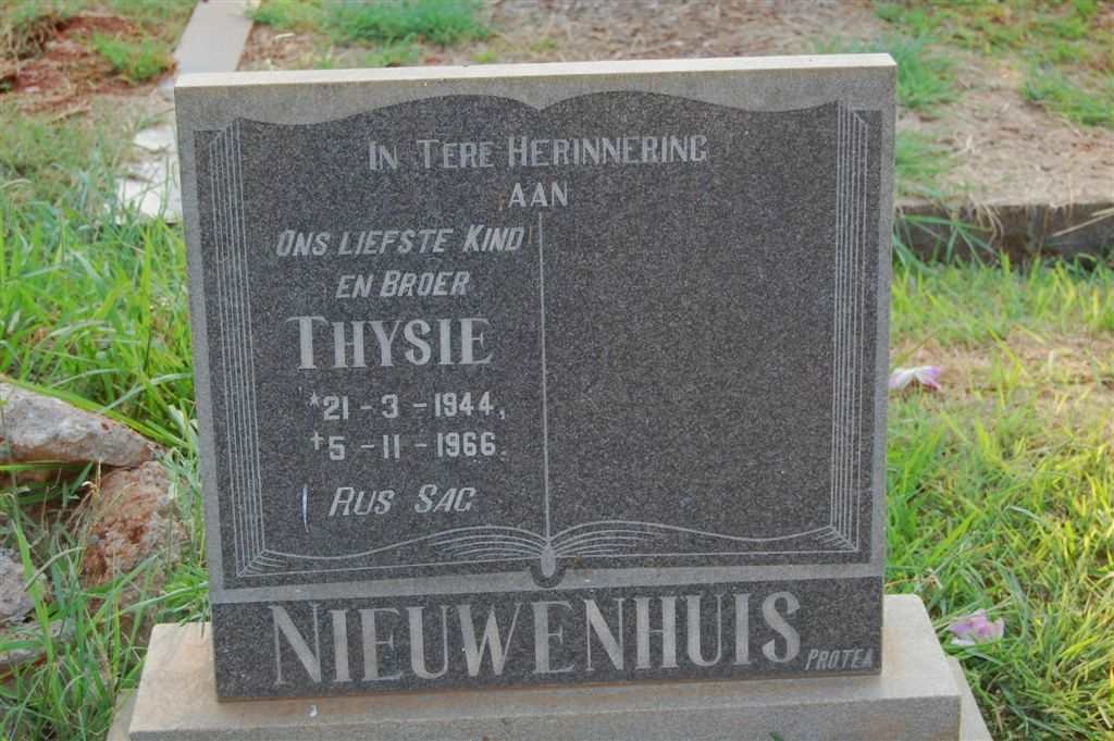 NIEUWENHUIS Thysie 1944-1966