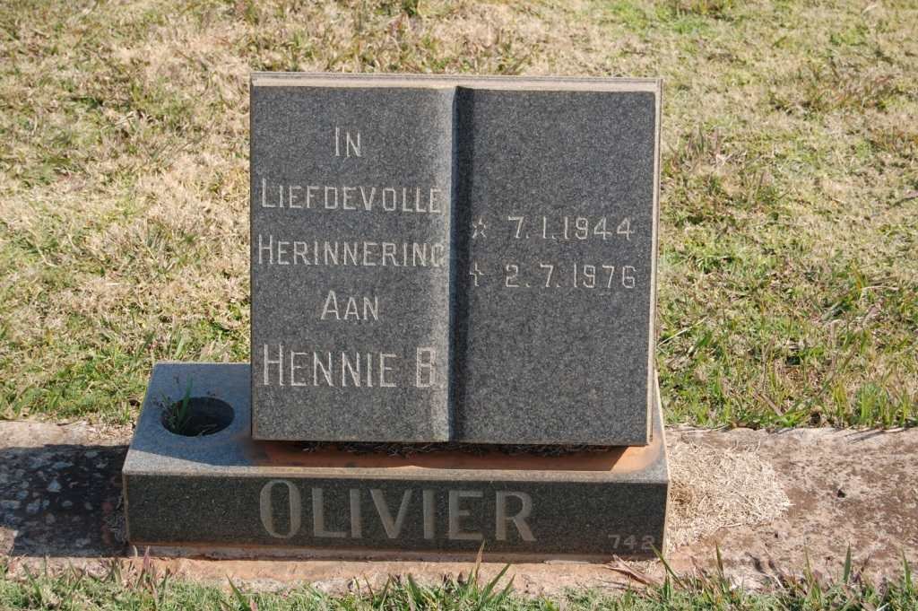OLIVIER Hennie B. 1944-1976