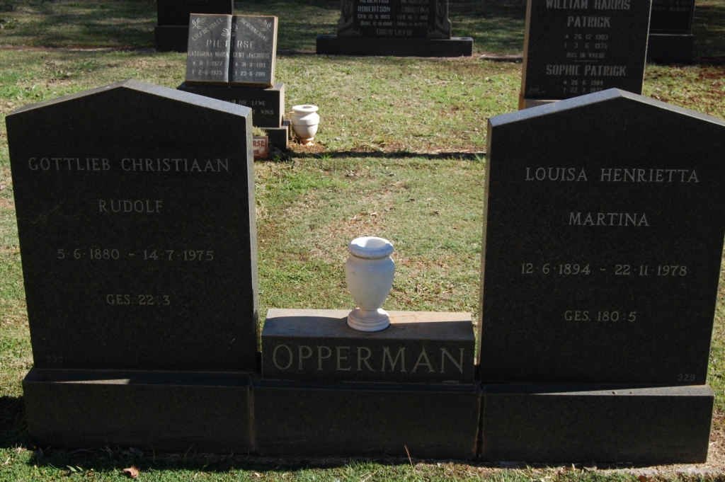 OPPERMAN Gottlieb Christiaan Rudolf 1880-1975 &amp; Louise Henrietta Martina 1894-1978