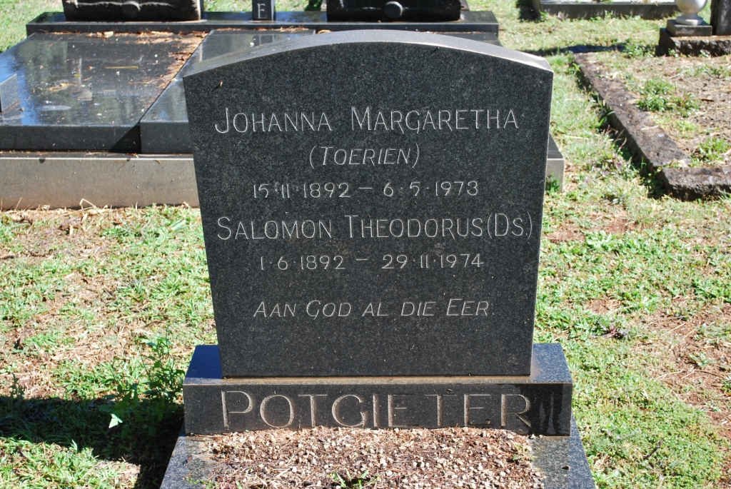 POTGIETER Salomon Theodorus 1892-1974 &amp; Johanna Margaretha TOERIEN 1892-1974