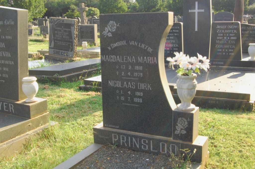 PRINSLOO Nicolaas Dirk 1919-1999 &amp; Magdalena Maria 1918-1979
