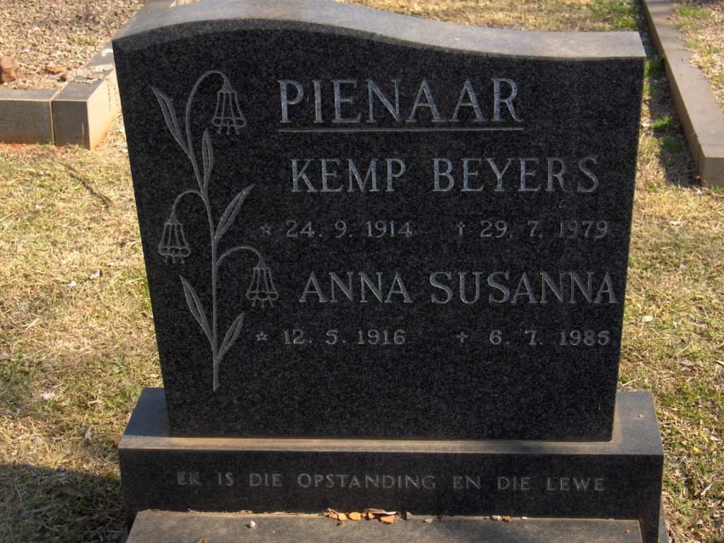 PIENAAR Kemp Beyers 1914-1979 &amp; Anna Susanna 1916-1985
