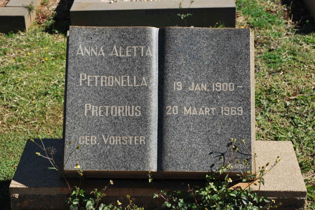 PRETORIUS Anna Aletta Petronella nee VORSTER 1900-1969