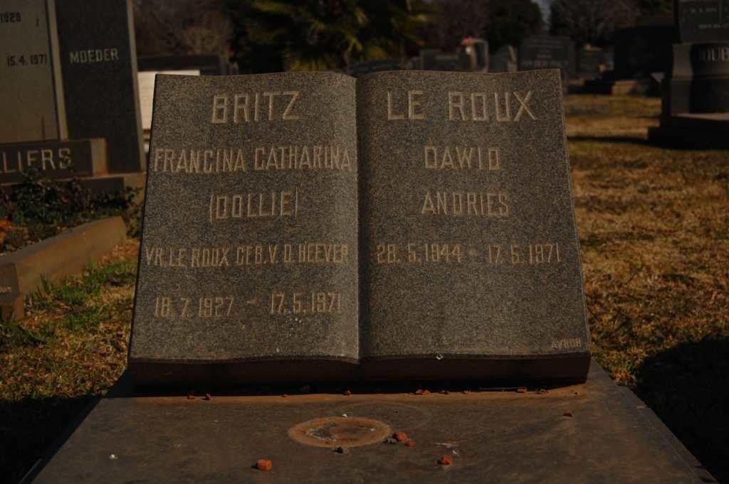 ROUX Dawid Andries, le 1944-1971 &amp; Francina Catharina BRITZ, formerly LE ROUX, nee V.D. HEEVER 1927-1971