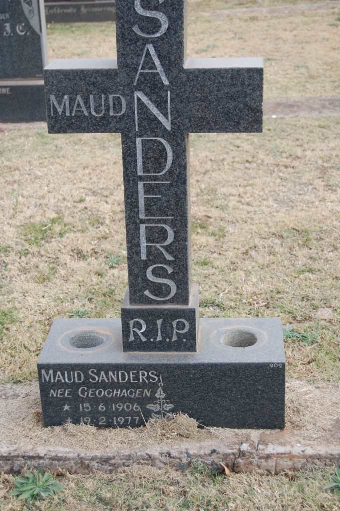SANDERS Maud nee GEOGHAGEN 906-1977