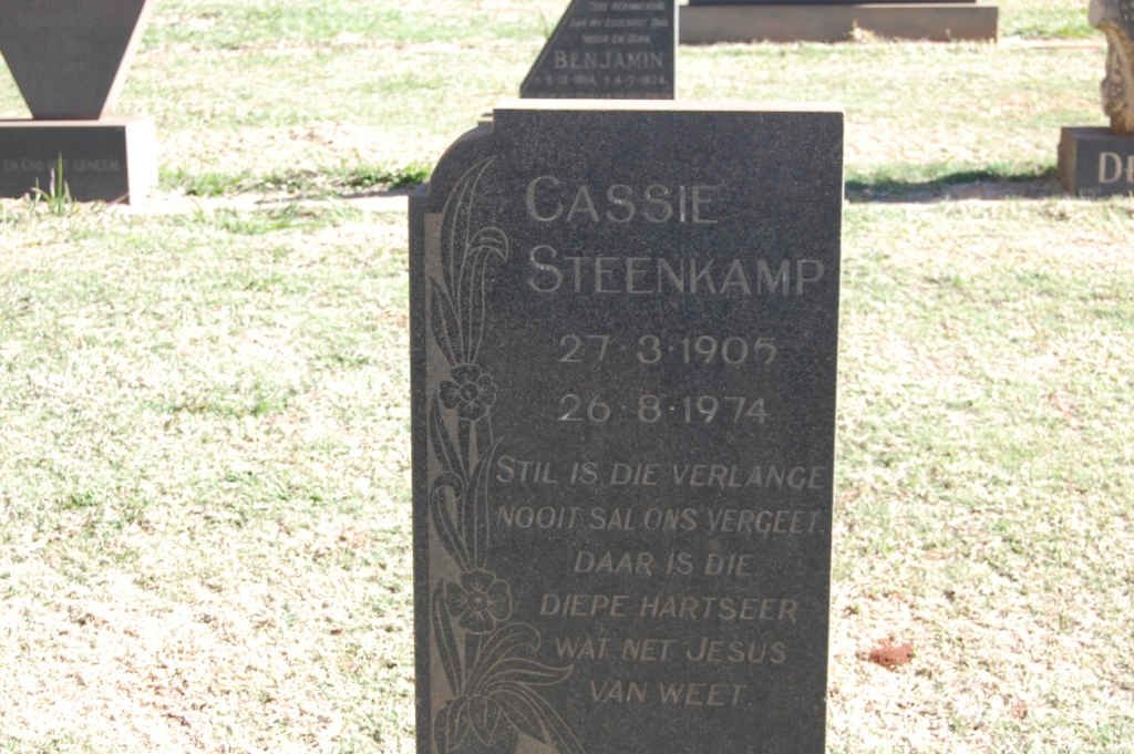 STEENKAMP Cassie 1905-1974