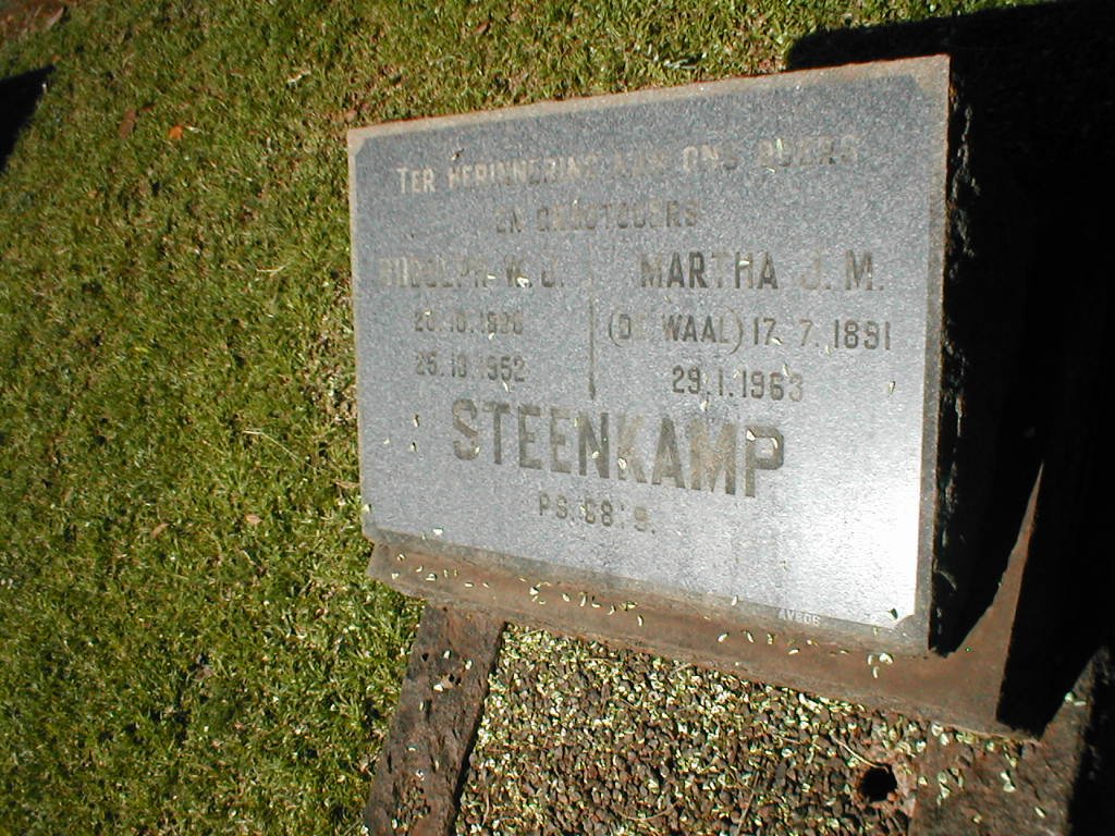 STEENKAMP Rudolph W.J. 1888-1952 &amp; Martha J.M. DE WAAL 1891-1963