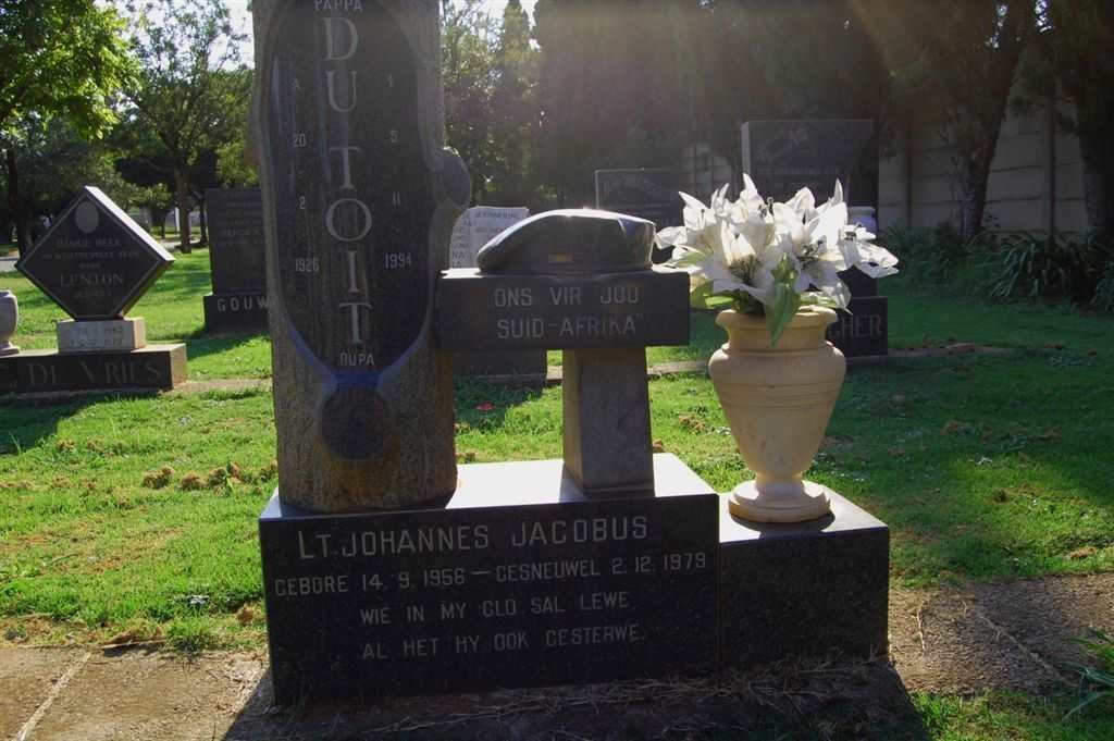 TOIT, du  ? 1925-1994 :: DU TOIT Johannes Jacobus 1956-1979