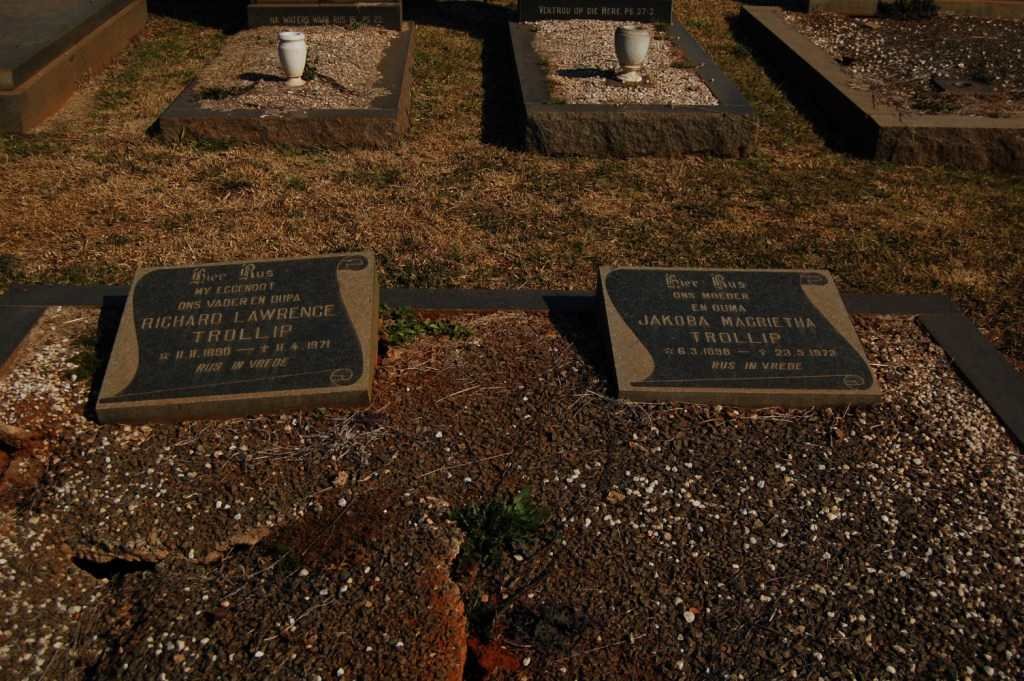 TROLLIP Richard Lawrence 1890-1971 &amp; Jakoba Magrietha 1898-1972