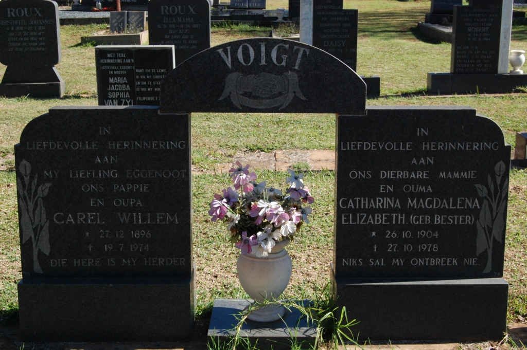 VOIGT Carel Willem 1896-1974 &amp; Catharina Magdalena Elizabeth BESTER 1904-1978