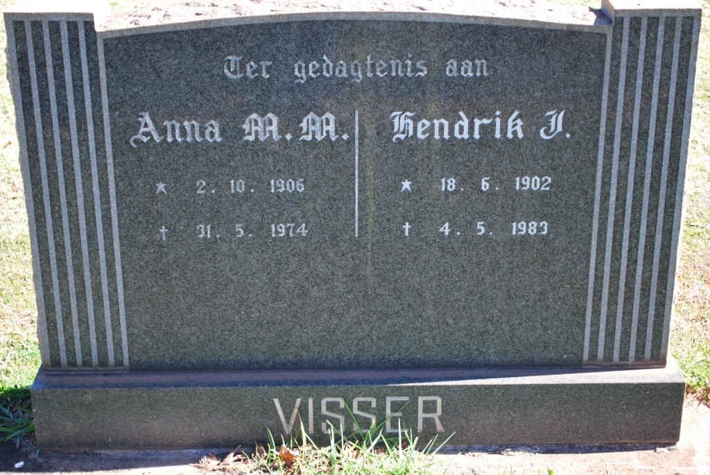 VISSER Hendrik J. 1902-1983 &amp; Anna M.M. 1906-1974