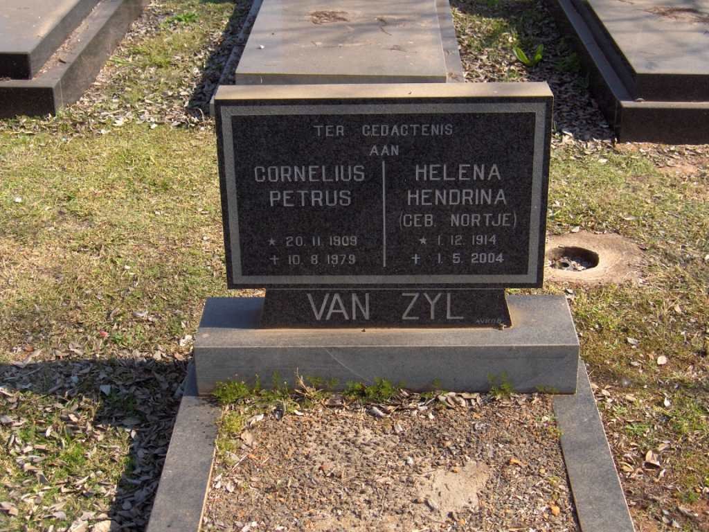 ZYL Jacobus Schalk, van 1883-1954 &amp; Magdalena Petronella Catharina 1892-1964