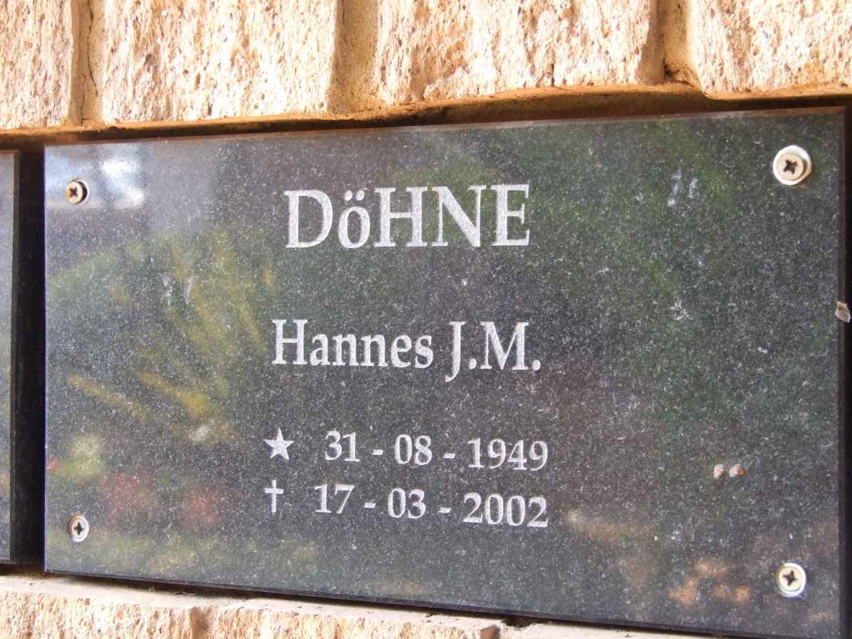 DÖHNE J.M. 1949-2002