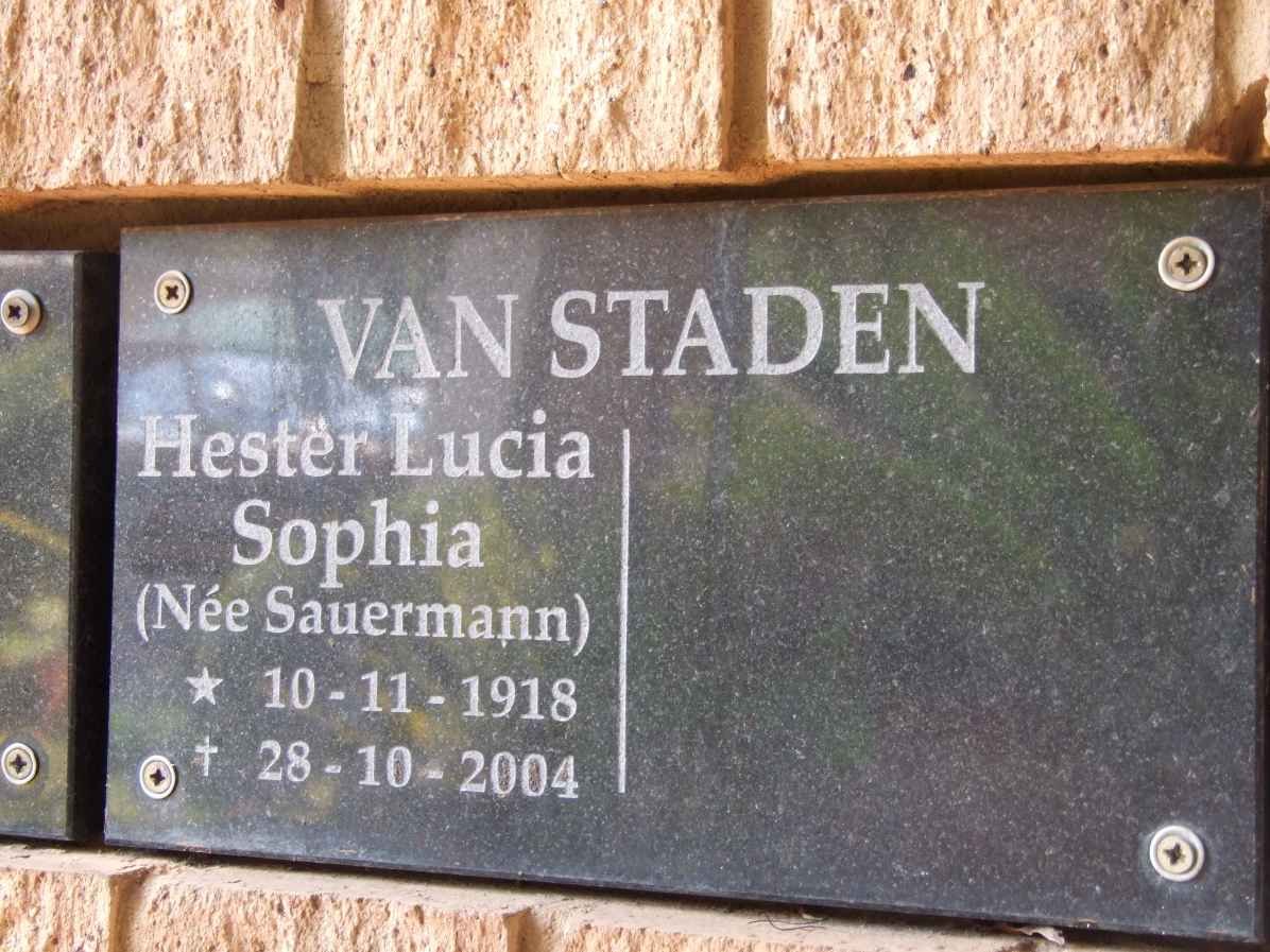 STADEN Hester Lucia Sophia, van nee SAUERMANN 1918-2004