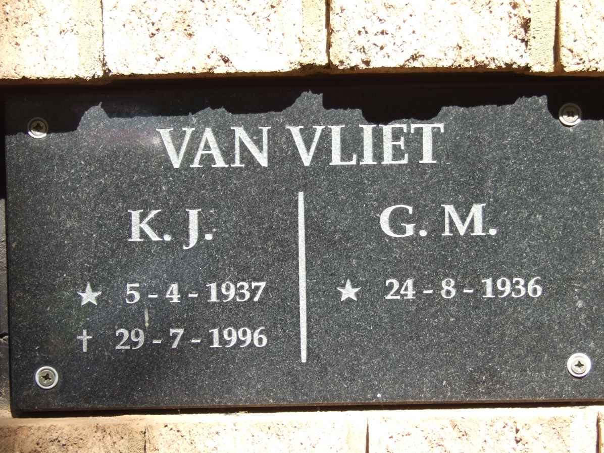 VLIET G.M., van 1936- &amp; K.J. 1937-1996