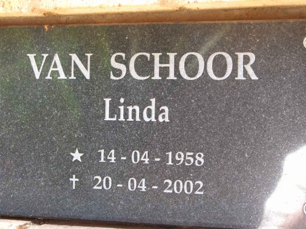 SCHOOR Linda, van 1958-2002