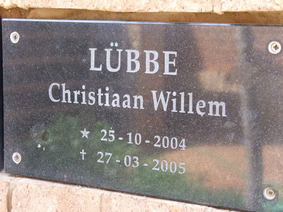 LÜBBE Christiaan Willem 2004-2005