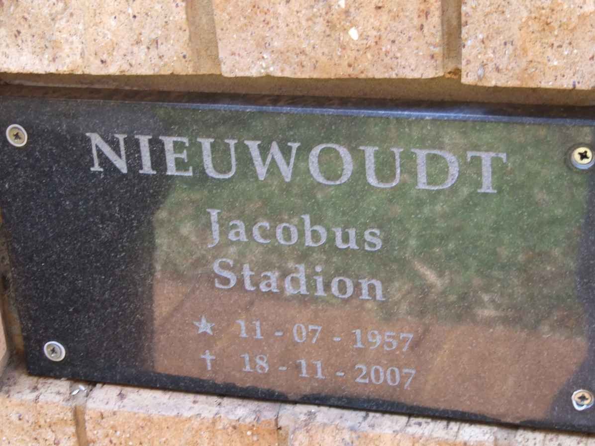 NIEUWOUDT Jacobus Stadion 1957-2007
