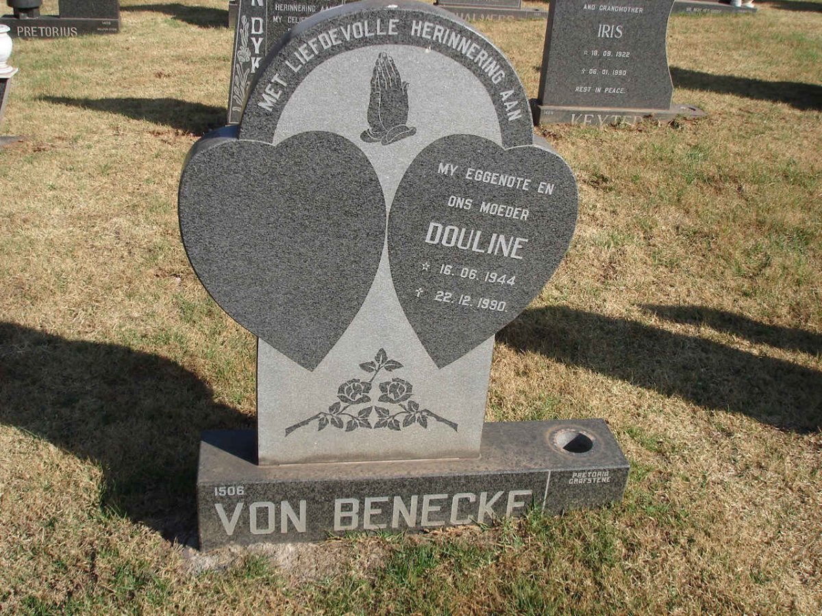 BENECKE Douline, von 1944-1990