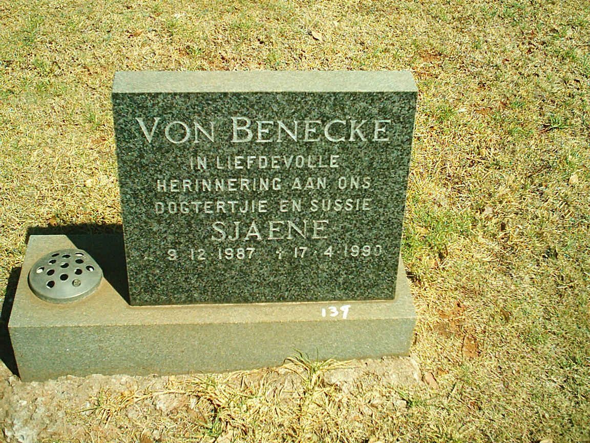 BENECKE Sjaene, von 1987-1987
