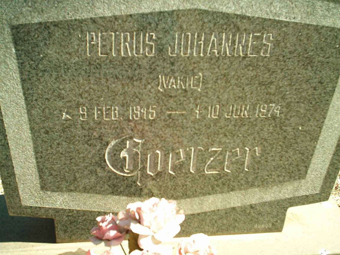 COETZER Petrus Johannes 1945-1974