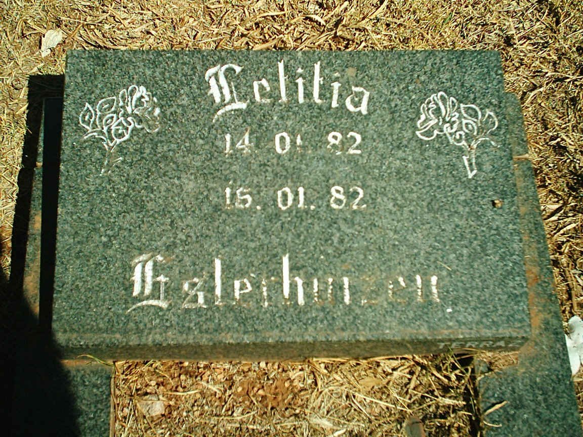 ESTERHUIZEN Letitia 1982-1982