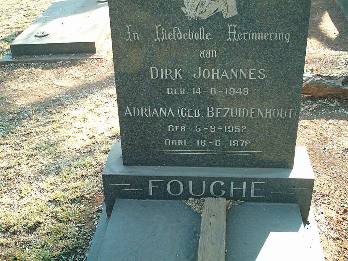FOUCHÉ Dirk Johannes 1949- &amp; Adriana BEZUIDENHOUT 1952-1972