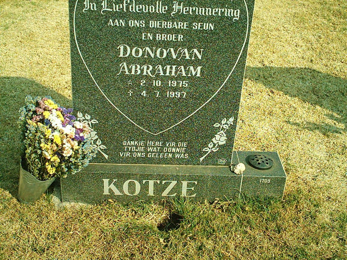 KOTZE Donovan Abraham 1975-1997