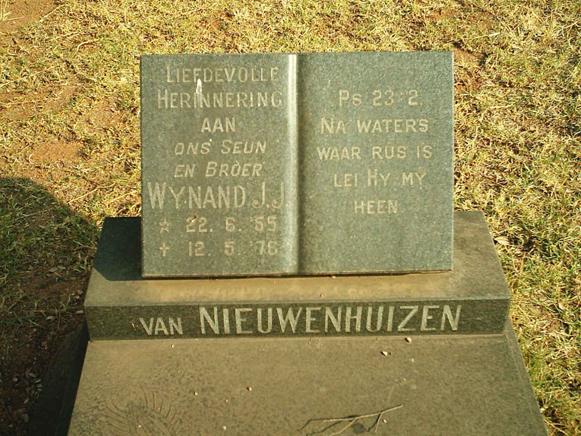 NIEUWENHUIZEN Wynand J.J., van 1955-1976