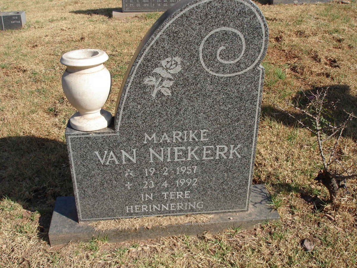 NIEKERK Marike, van 1957-1992