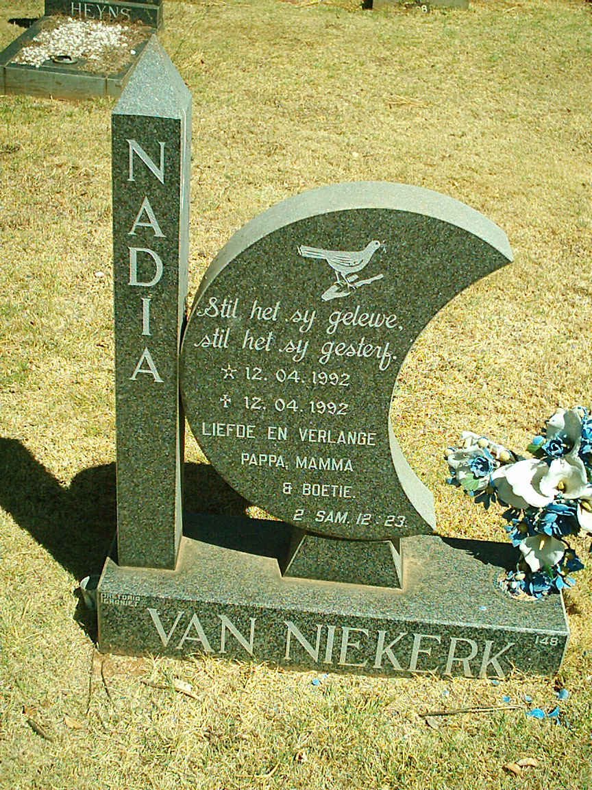 NIEKERK Nadia, van 1992-1992