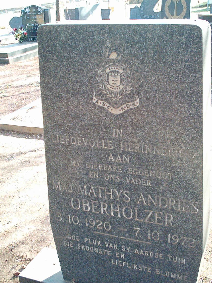 OBERHOLZER Mathys Andries 1920-1972