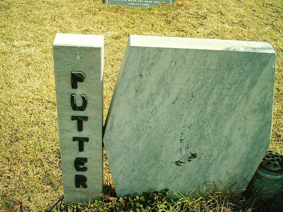 PUTTER