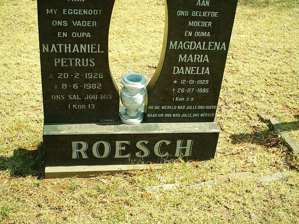 ROESCH Nathaniel Petrus 1926-1982 &amp; Magdalena Maria Danelia 1929-1995